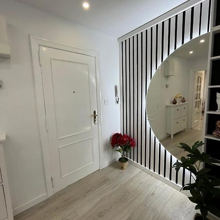 Apartamentos C&E Haro Luaran gambar